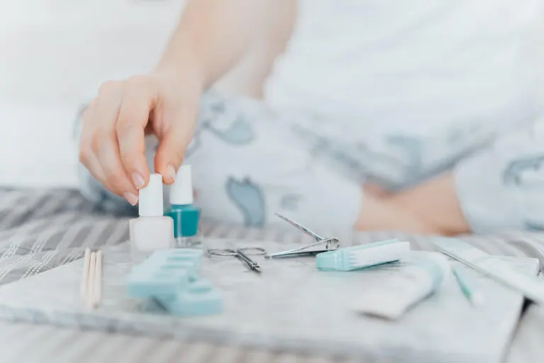 Cómo hacer un endurecedor de uñas casero