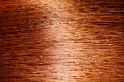 Cómo recuperar el color natural del cabello