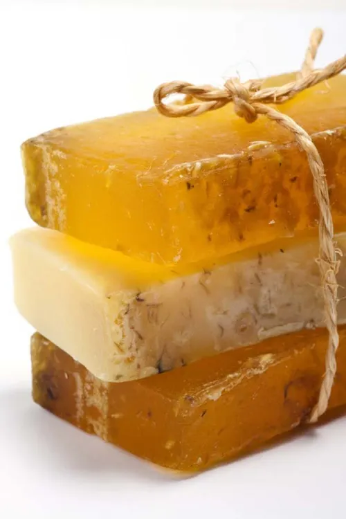 Mezclando varios jabones podemos hacer un gel de ducha casero