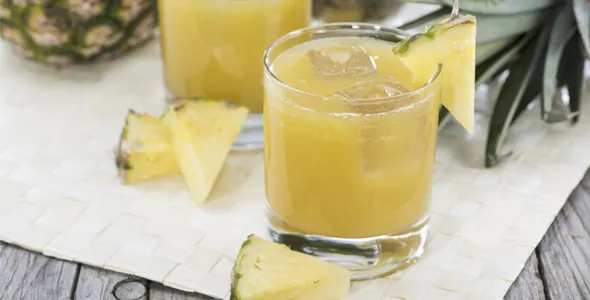 Jugo de piña.