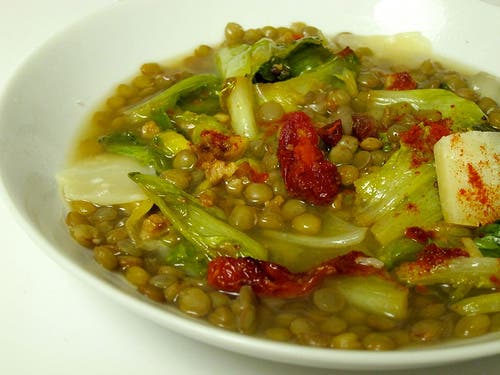Plato de lentejas con verduras