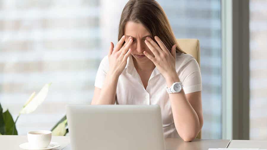 6 dicas para tratar o tique nervoso no olho 6 dicas para tratar o tique nervoso no olho