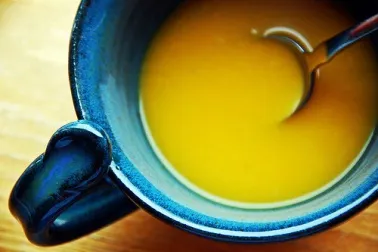 Caldo con propiedades antiinflamatorias