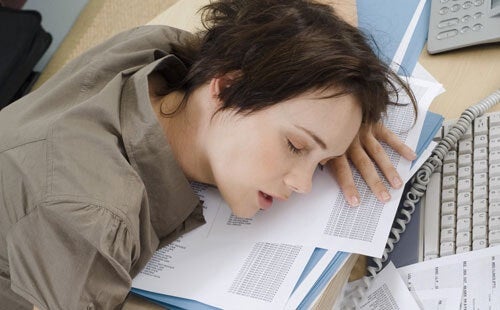 5 problemas que se derivan de dormir mal - Mejor con Salud