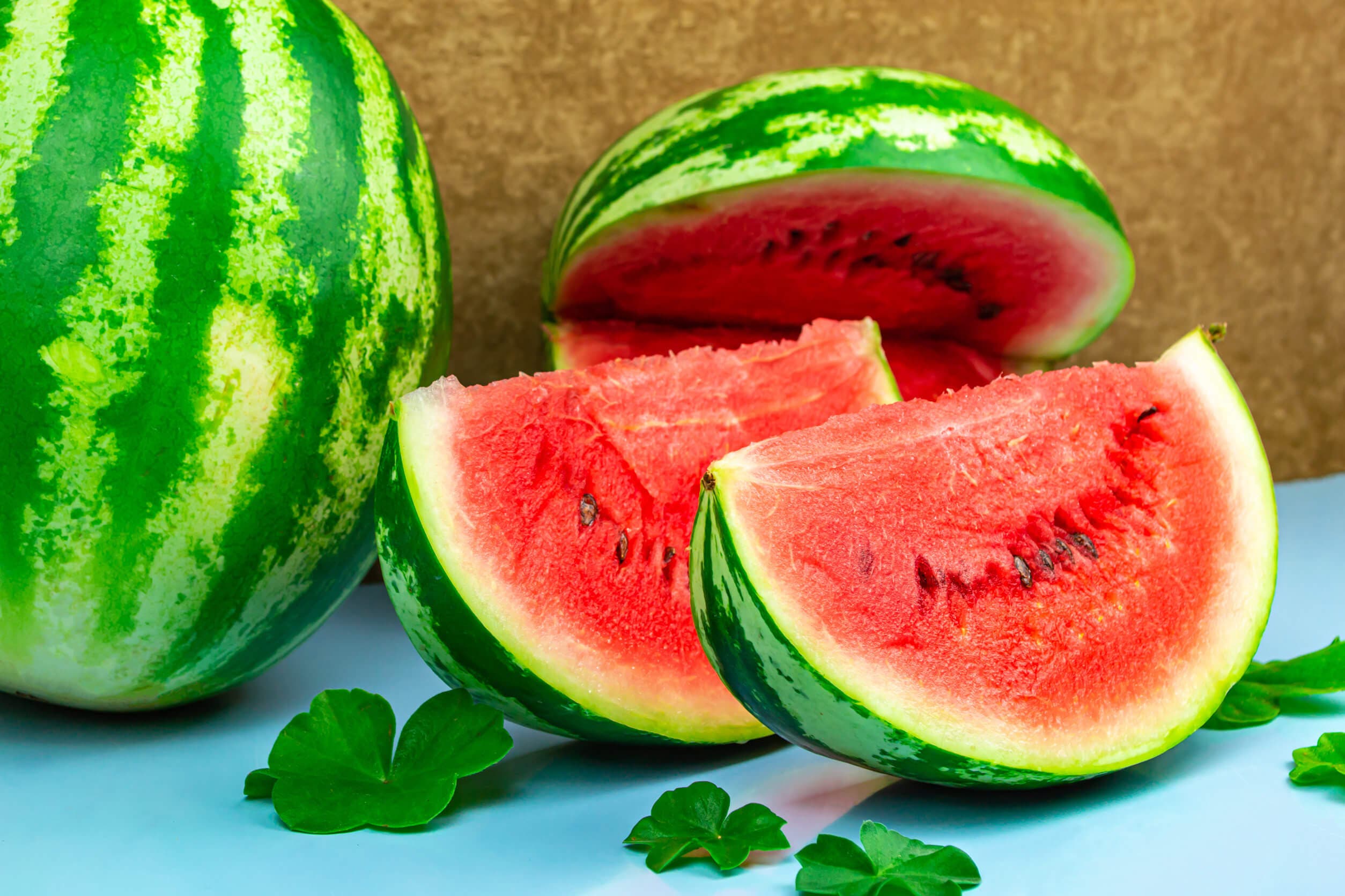Para proteger a los niños del sol del verano hay que comer sangría