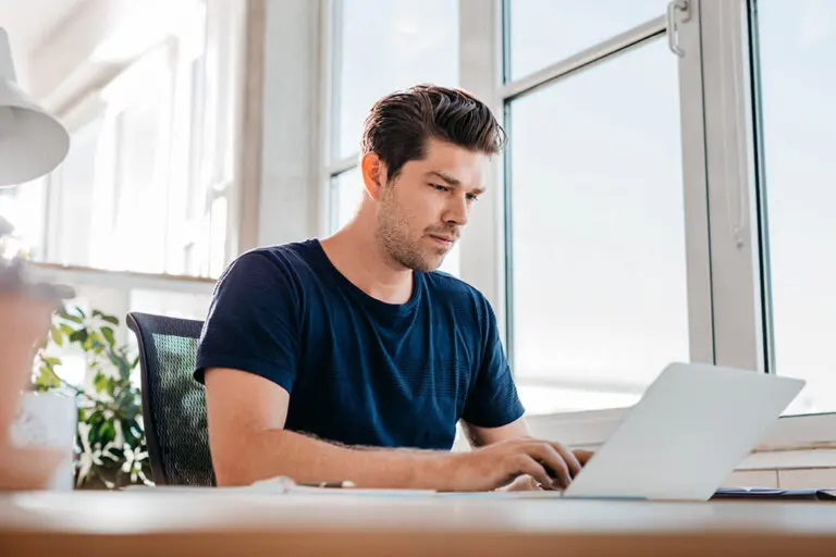 Consecuencias de pasar muchas horas frente al PC