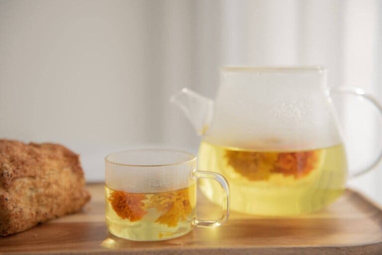 ¿Hay infusiones que ayuden a disolver cálculos renales?