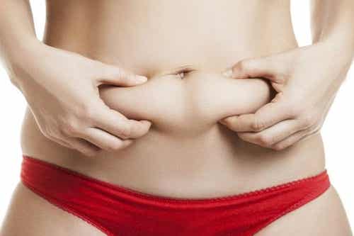 6 razones por las que no conseguimos perder grasa abdominal