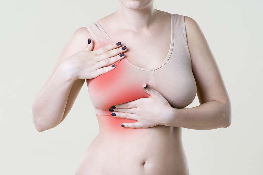 El dolor en los senos puede deberse a diferentes causas.