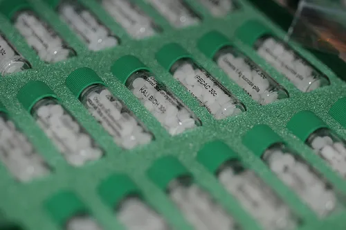 homeopatia incurable_hippie