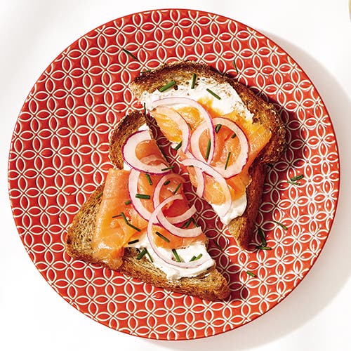 Tostada-de-salmon