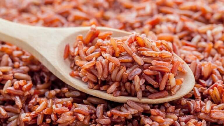 Dieta depurativa del arroz rojo: ¿una opción saludable?
