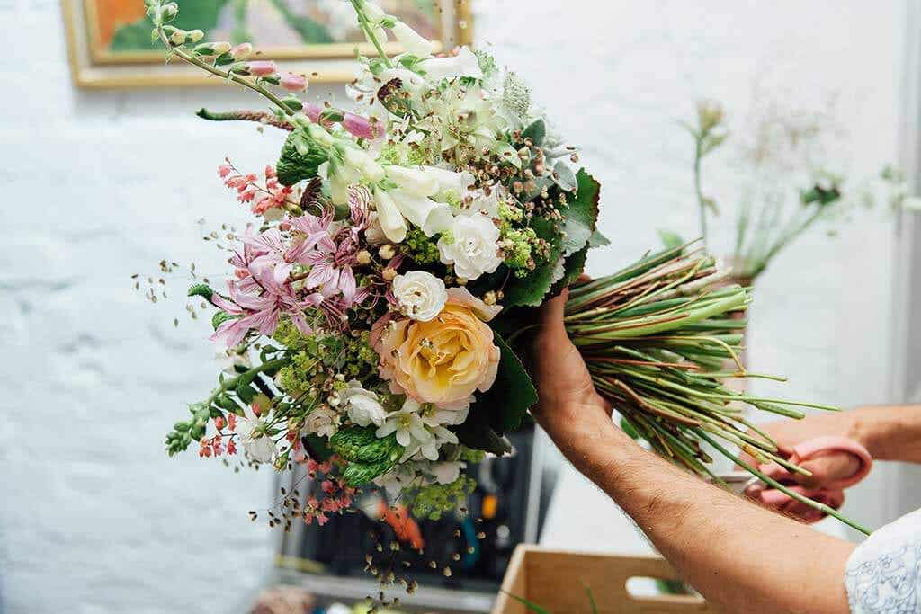 Beneficios de colocar flores en casa y el trabajo