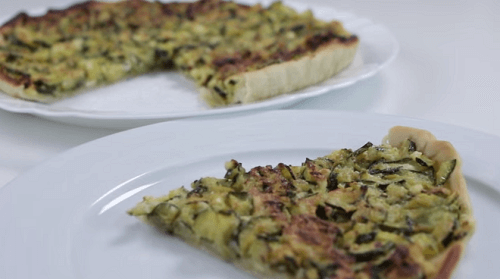 Cómo hacer pizza de calabacín y queso feta
