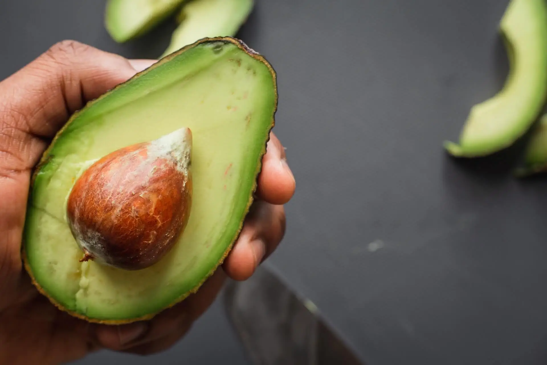 Beneficios de comer semillas de aguacate.