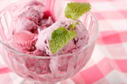 Yogur helado de frambuesa... ¡En 5 minutos!