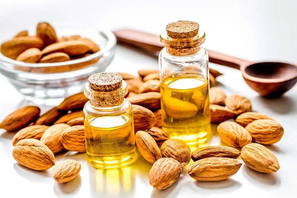 Aceite de almendras como aceite portador.