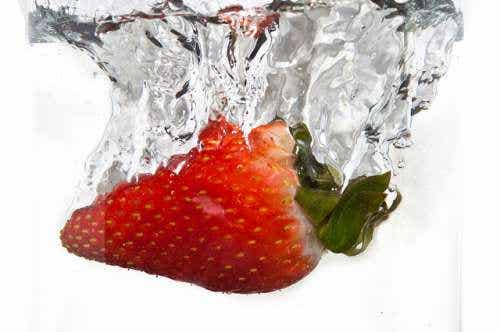 agua fresas laelomo