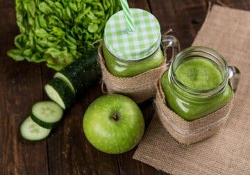 4 jugos para eliminar las piedras en los riñones