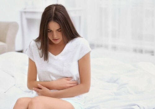 El dolor abdominal en lado izquierdo: ¿A qué puede deberse?