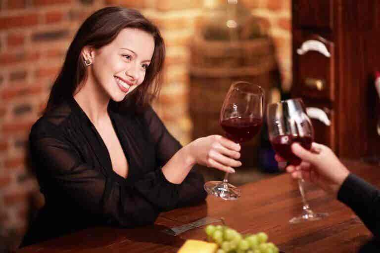 Mitos asociados al consumo de vino tinto