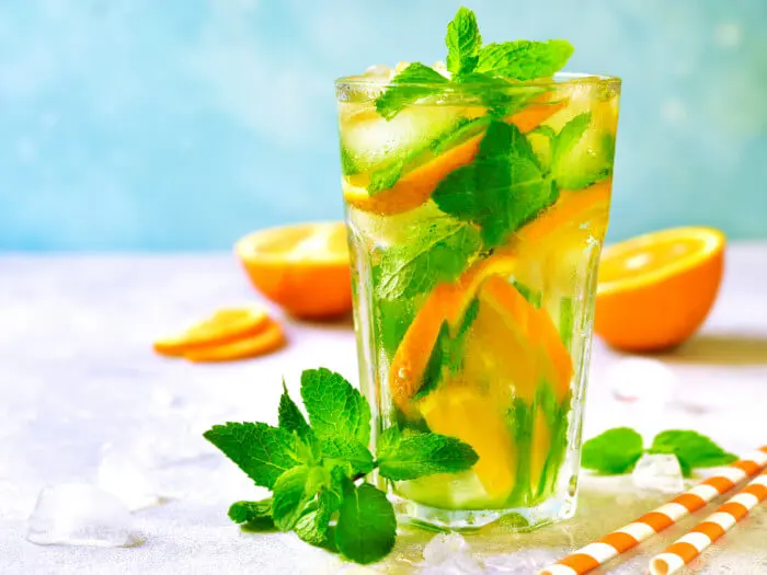 Naranja con menta