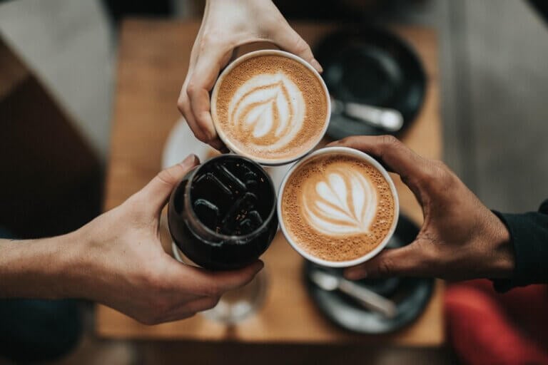 3 modos saludables de tomar café, ¿con cuál te quedas?