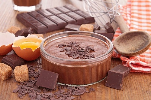 chocolate mousse and ingredient