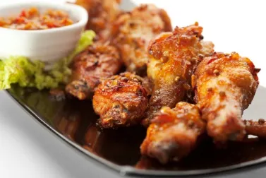 Receta de alitas de pollo crujientes al horno