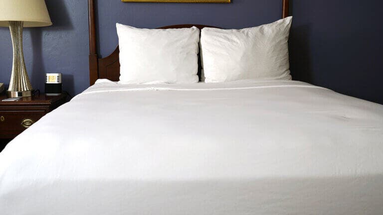 Aprende a desinfectar tu colchón y tus almohadas fácilmente