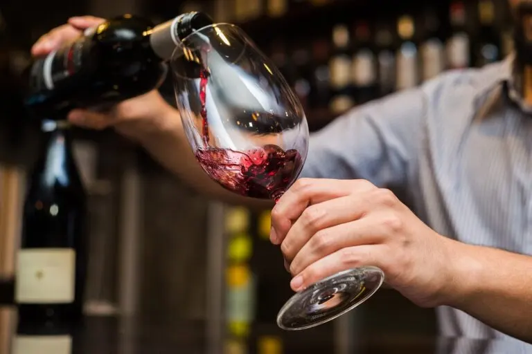 ¿Una copa de vino equivale a una hora de ejercicio?