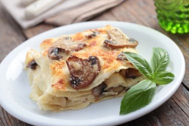 Lasaña de setas y carne