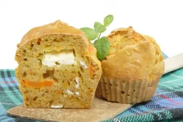 Cómo hacer magdalenas con nueces y zanahoria