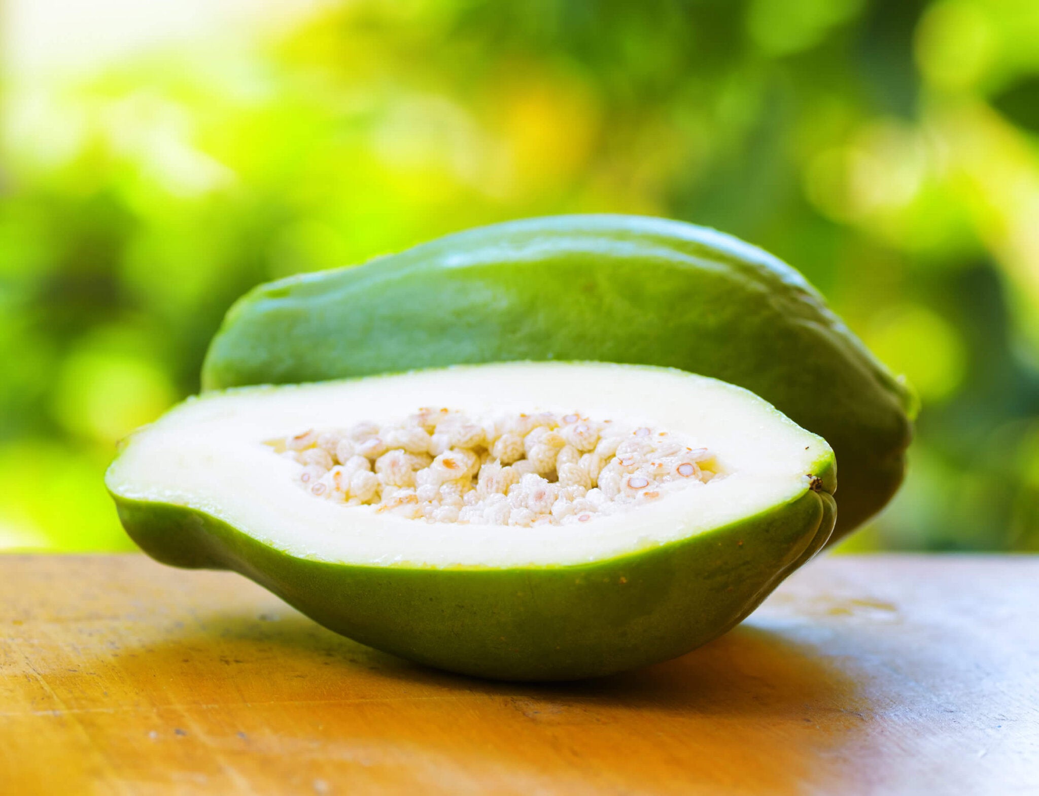 Papaya verde o madura ¿Cómo es más saludable comerla? Mejor con Salud