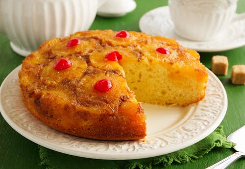 pastel volteado de piña