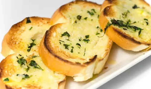 preparar-pan-de-ajo3