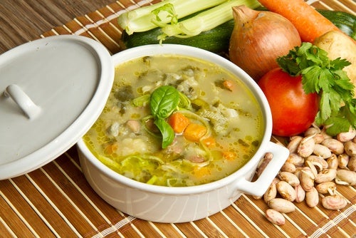 sopa de col y carne