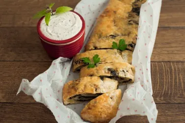 Strudel de espinaca con queso