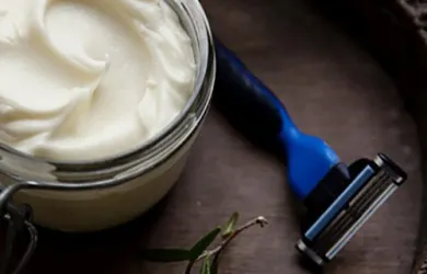 Cómo hacer una crema de afeitar casera libre de tóxicos