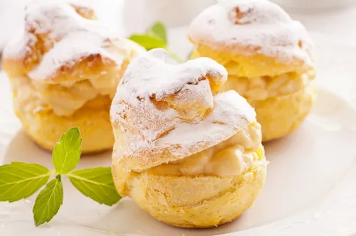 buñuelos crema pastelera