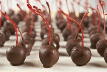 Cerezas cubiertas de chocolate