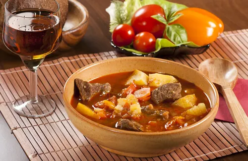 goulash hungaro
