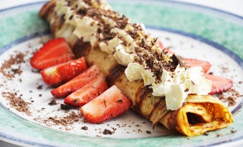 panqueque fresas nueces