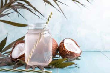 10 beneficios del agua de coco para tu salud