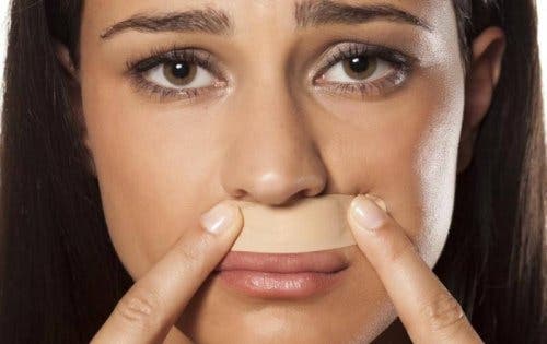 Vello excesivo: ¿Por qué aparece y cómo eliminarlo?