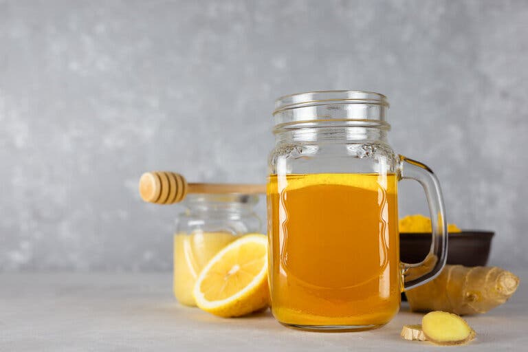Elixir medicinal para fumadores: bebida para limpiar los pulmones