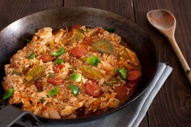 Jambalaya de salchichas