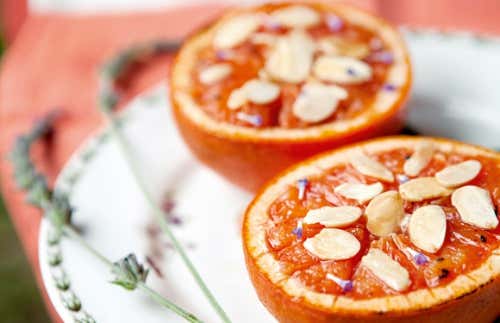 Grapefruit auf nüchternen Magen