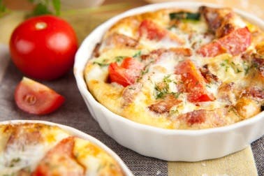 Tarta salada de jamón y queso