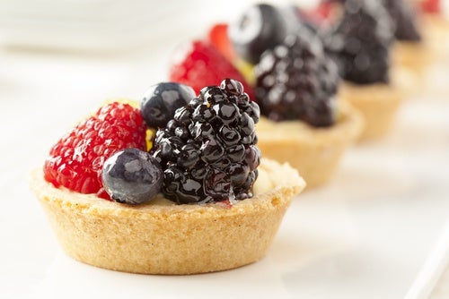Tarteletas con fruta y crema